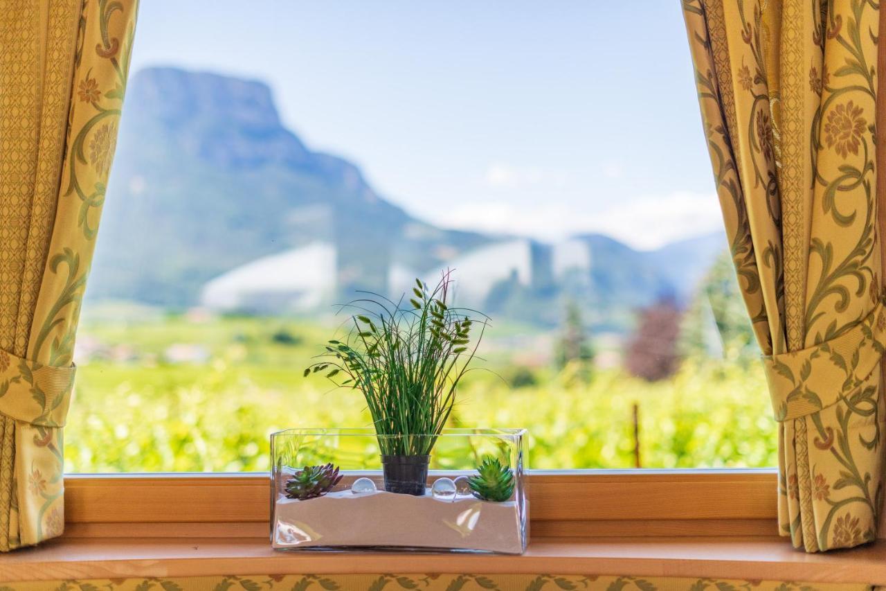 コルナイアノ Haus Oberhofer Bed & Breakfast エクステリア 写真